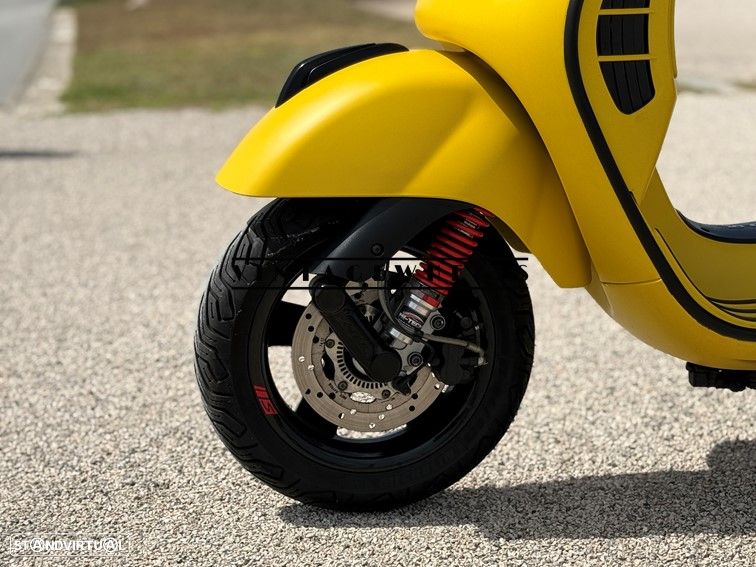 Vespa GTS Super GTS 300 Super - 10