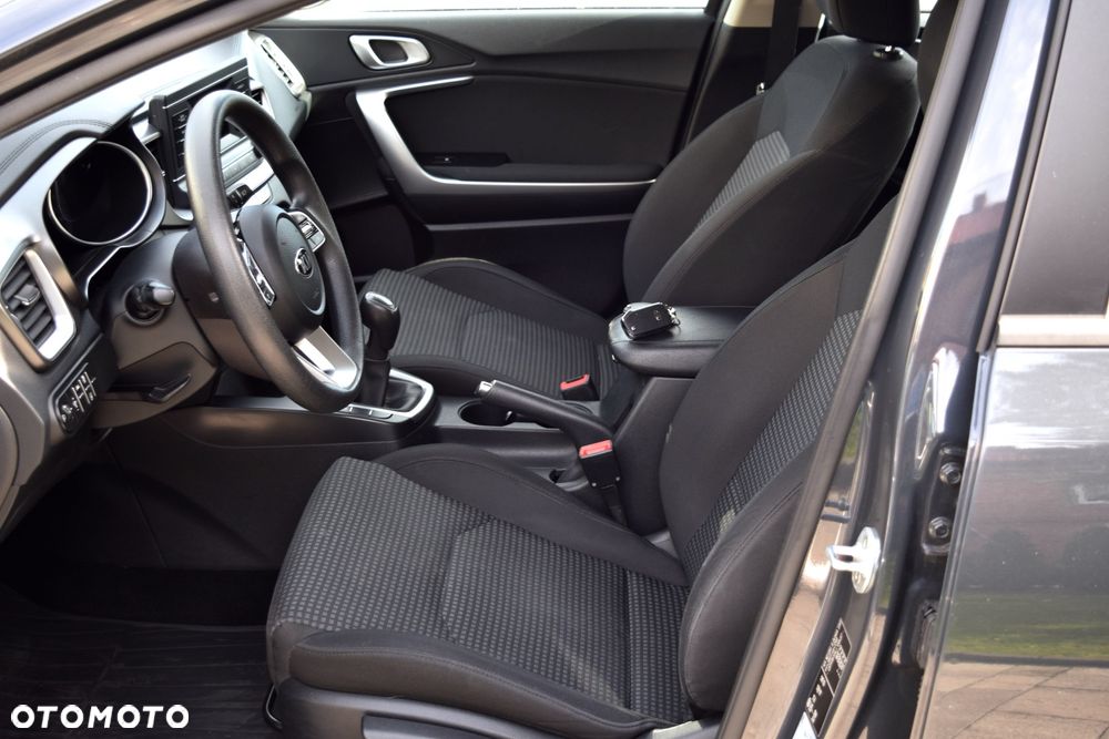 Kia Ceed 1.0 T-GDI GT-Line - 23