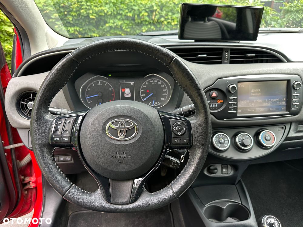 Toyota Yaris 1.5 Premium - 12