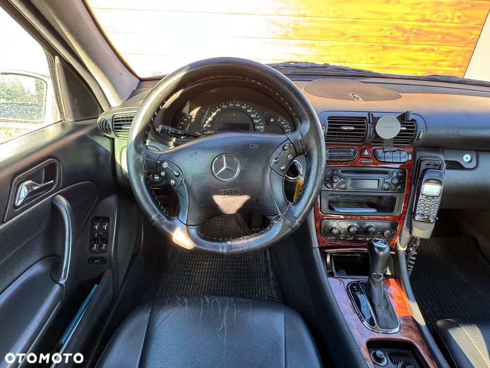 Mercedes-Benz Klasa C - 19