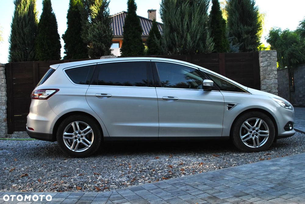 Ford S-Max 2.0 TDCi Titanium PowerShift - 7