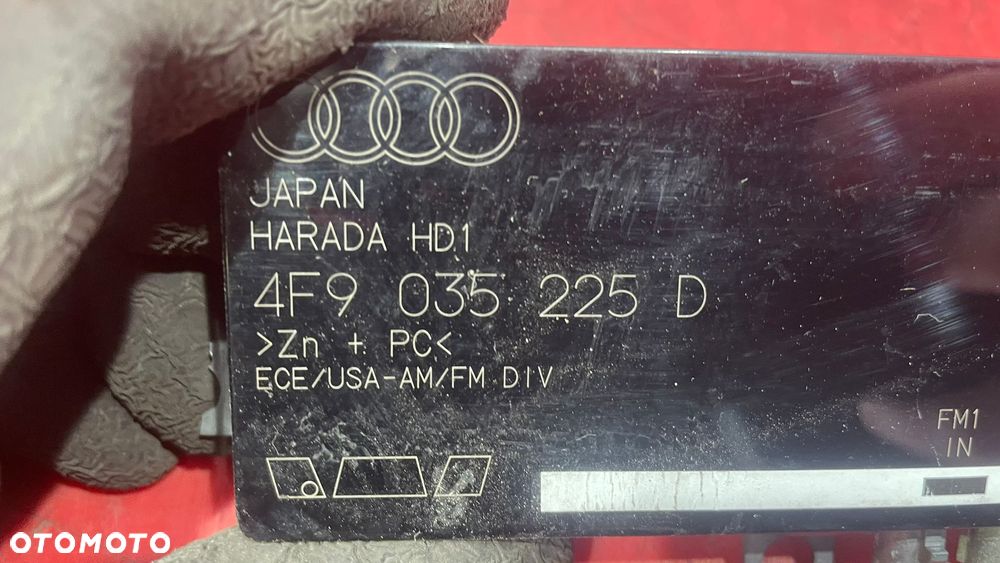 Audi A6 C6 Wzmacniacz antenowy 4F9035225D - 2