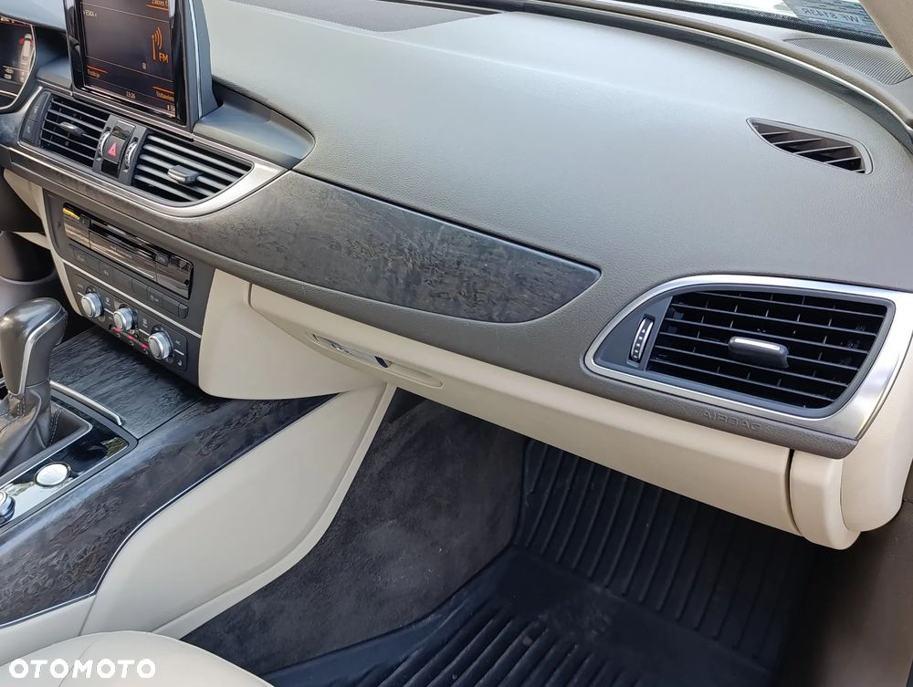 Audi A6 Avant 2.0 TDI ultra S tronic - 14