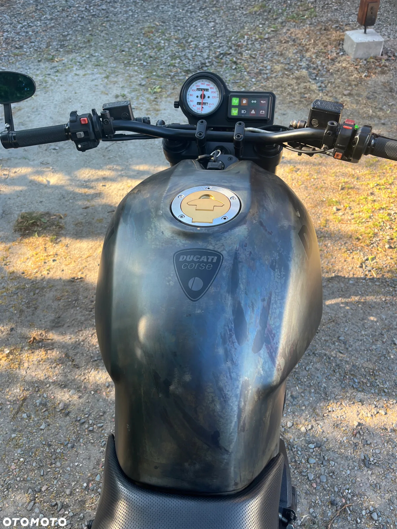 Ducati Monster - 5
