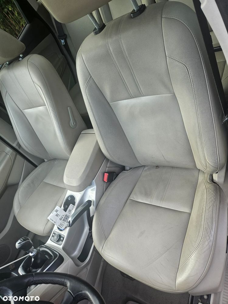Ford C-MAX 1.6 TDCi Start-Stop-System Titanium - 15