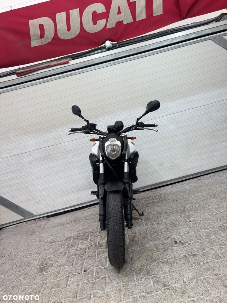 Yamaha MT - 26