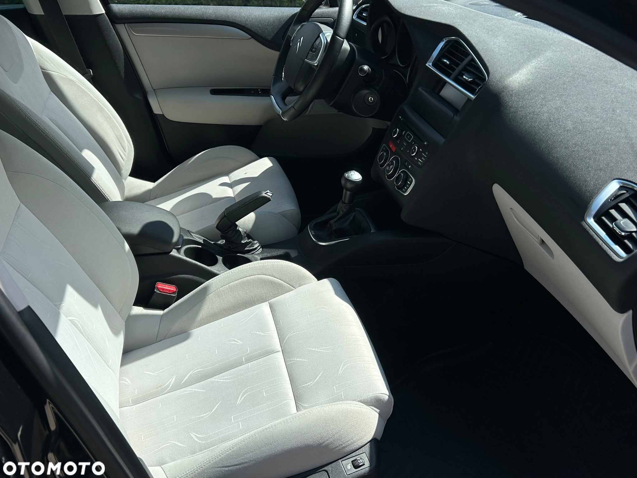 Citroën C4 1.6 VTi Exclusive - 25