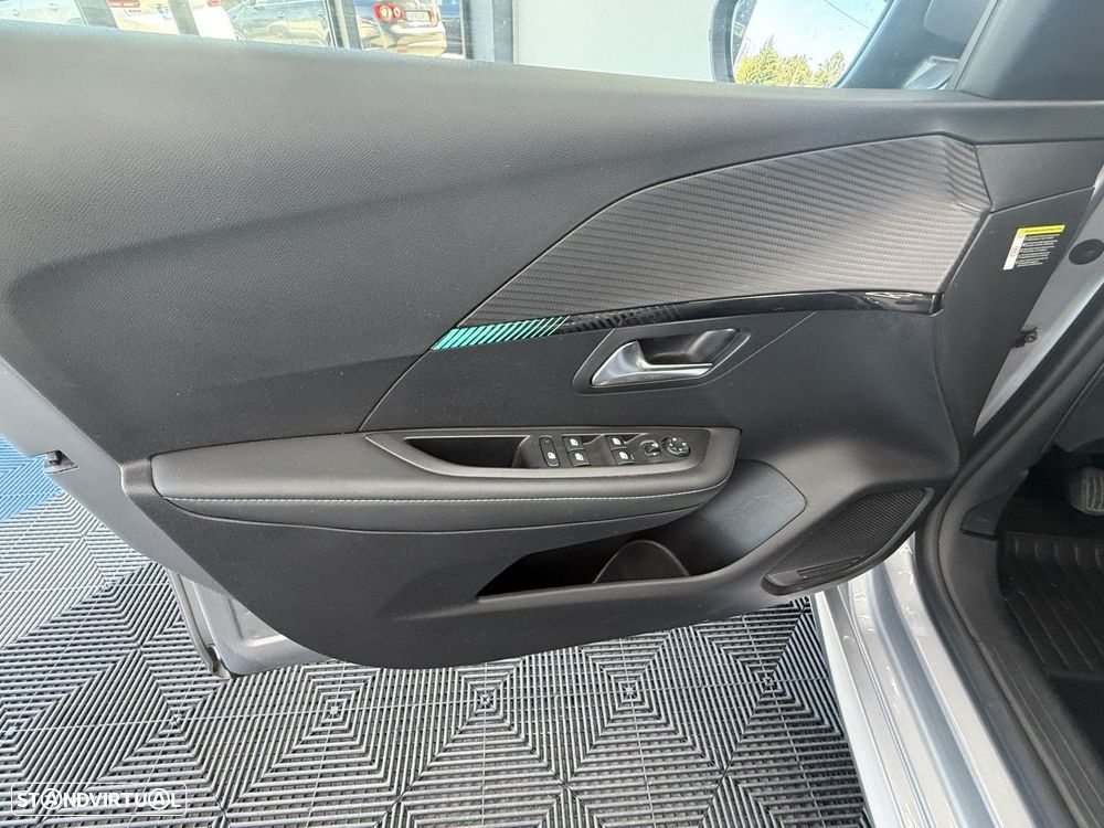 Peugeot 208 1.2 PureTech Allure Pack - 16