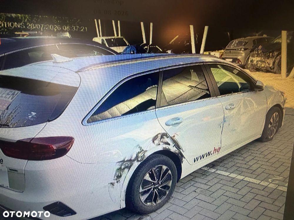 Kia Ceed 1.6 GDI PHEV L Business Line DCT - 4