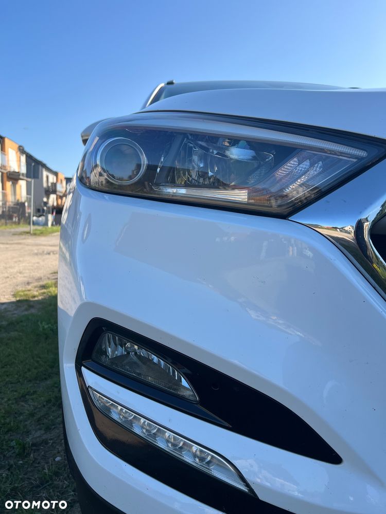 Hyundai Tucson blue 1.7 CRDi 2WD DCT Premium - 16