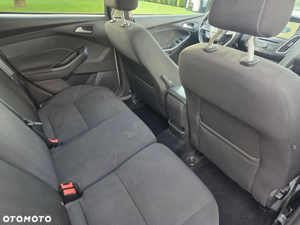 Ford Focus - 11