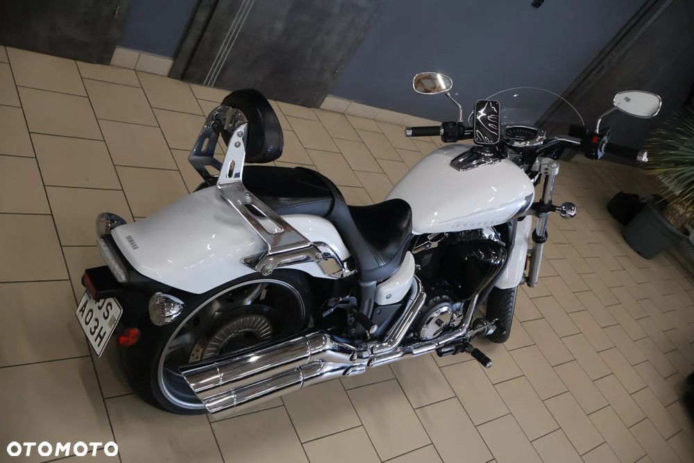Yamaha XVS - 11