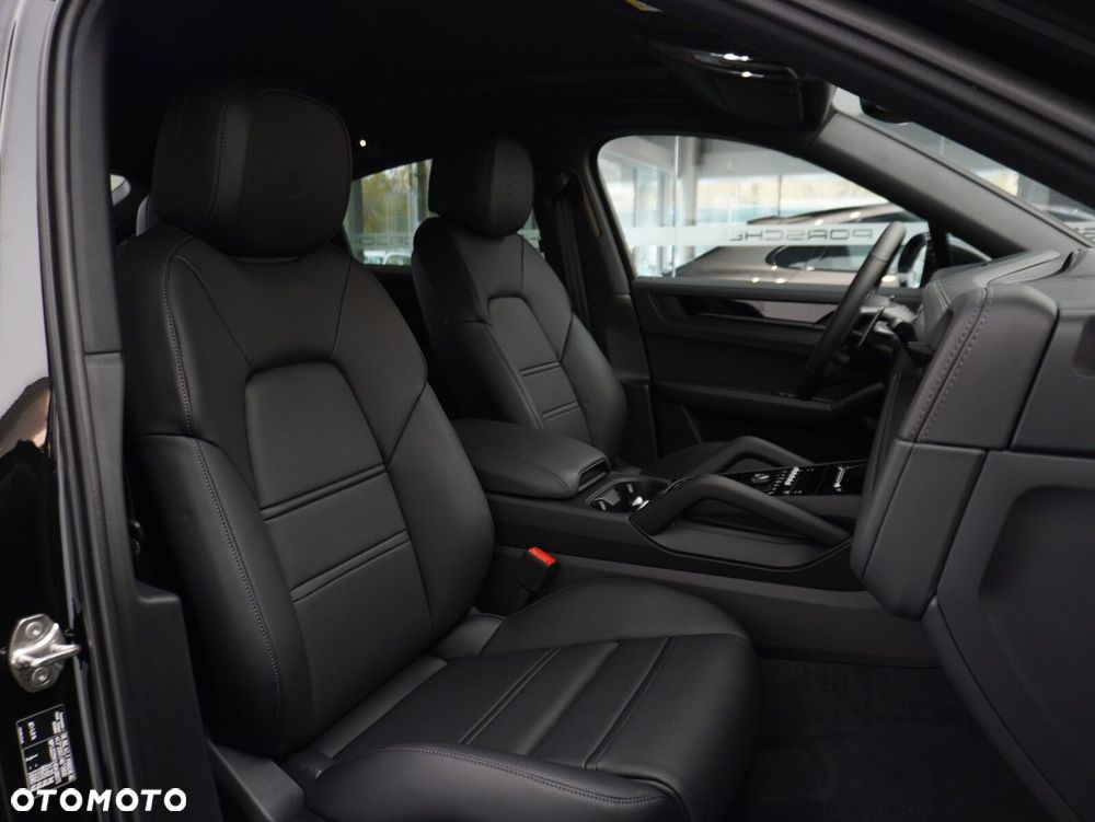 Porsche Cayenne S E-Hybrid PHEV Black Edition - 34