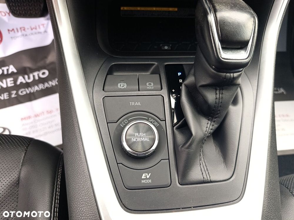 Toyota RAV4 2.5 Hybrid Executive 4x4 - 28