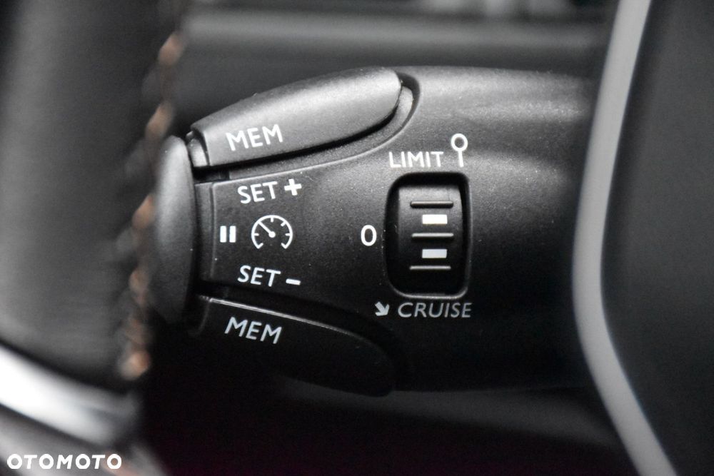 Peugeot 5008 2.0 BlueHDI GT S&S EAT8 - 24