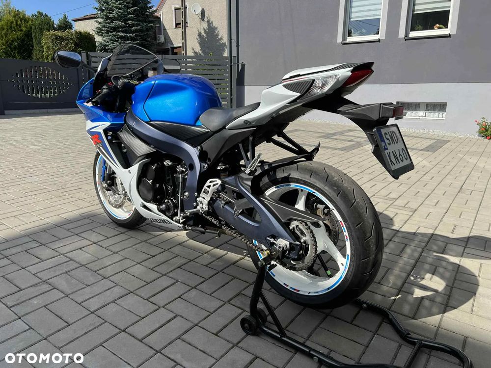Suzuki GSX-R - 3