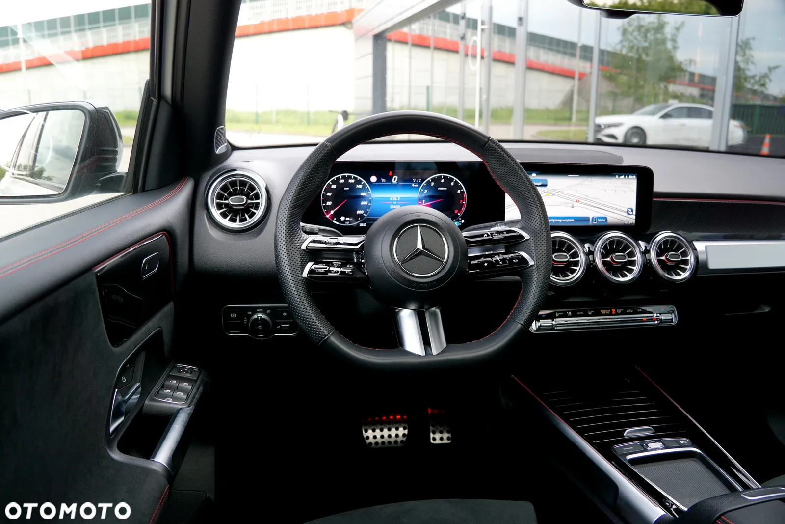 Mercedes-Benz GLB 200 AMG Line 7G-DCT - 27