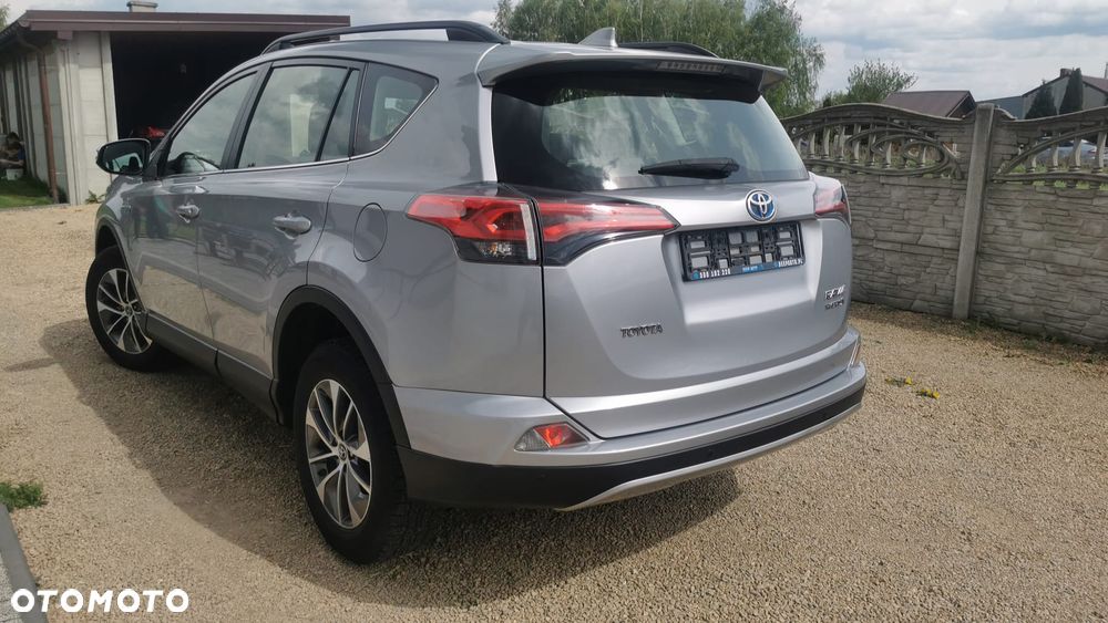 Toyota RAV4 Hybrid Premium 4x2 - 10