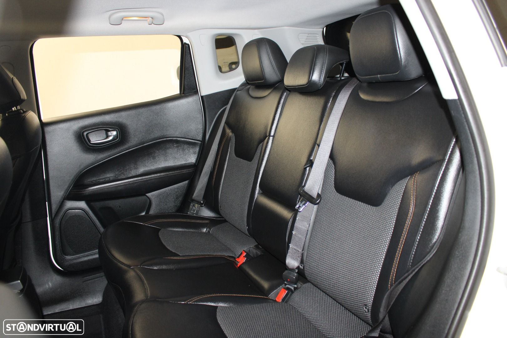Jeep Compass 1.6 M-Jet Limited - 28