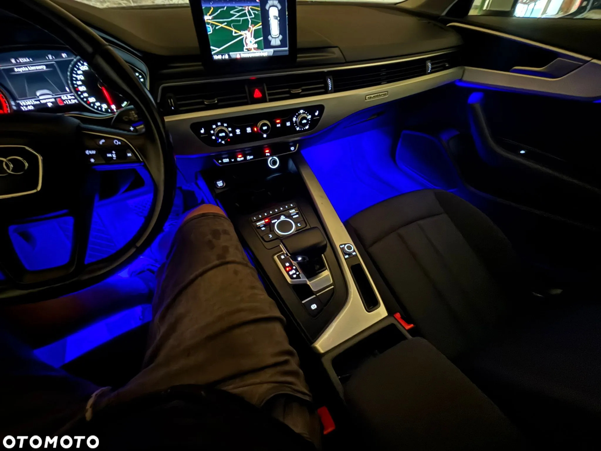 Audi A4 2.0 TDI Quattro Sport S tronic - 24
