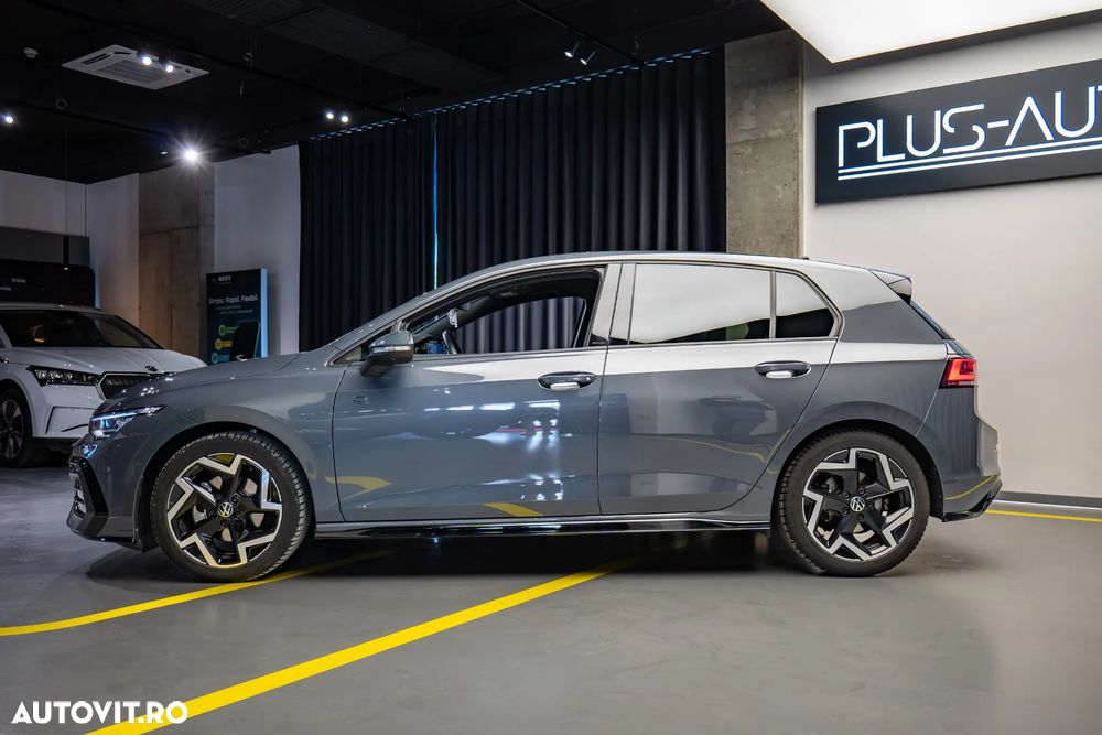 Volkswagen Golf - 6