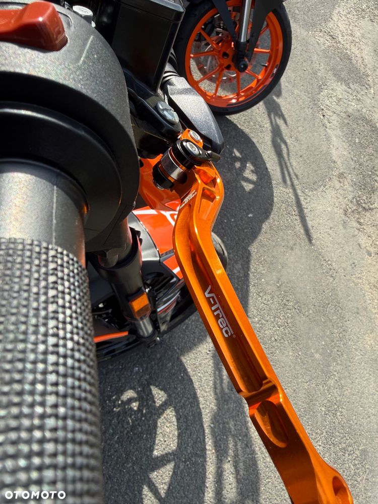 KTM Duke - 11