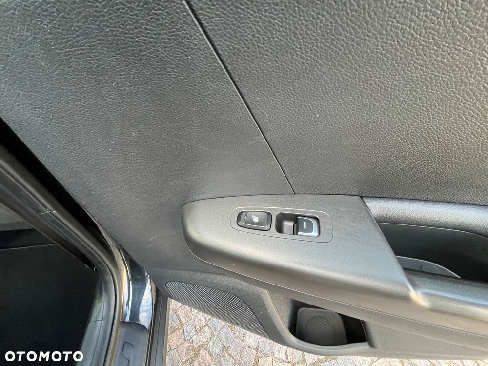 Kia Sportage 1.6 GDI L 2WD - 40