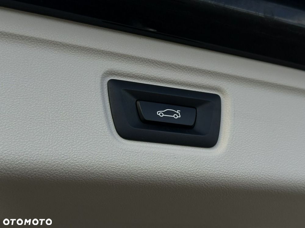 BMW Seria 3 - 18