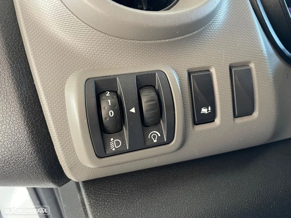 Renault Trafic 1.6 DCI L2H2 - 16