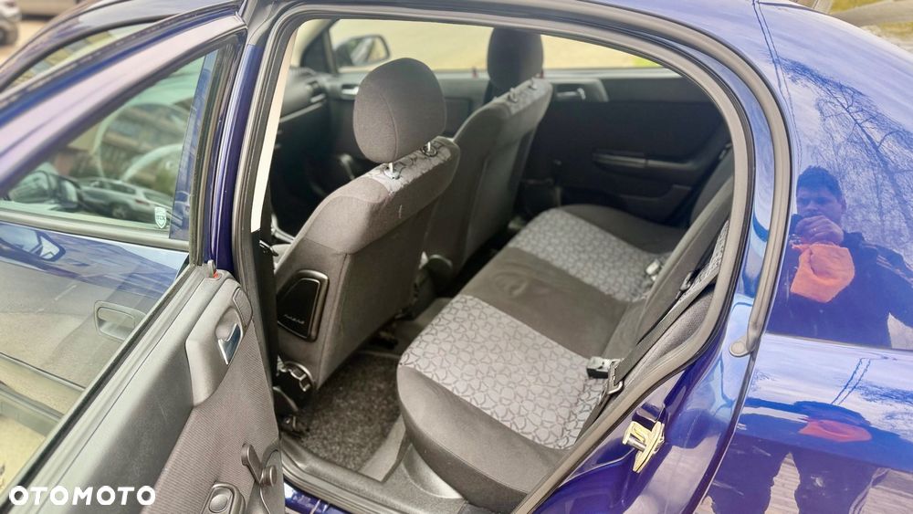 Opel Astra - 21