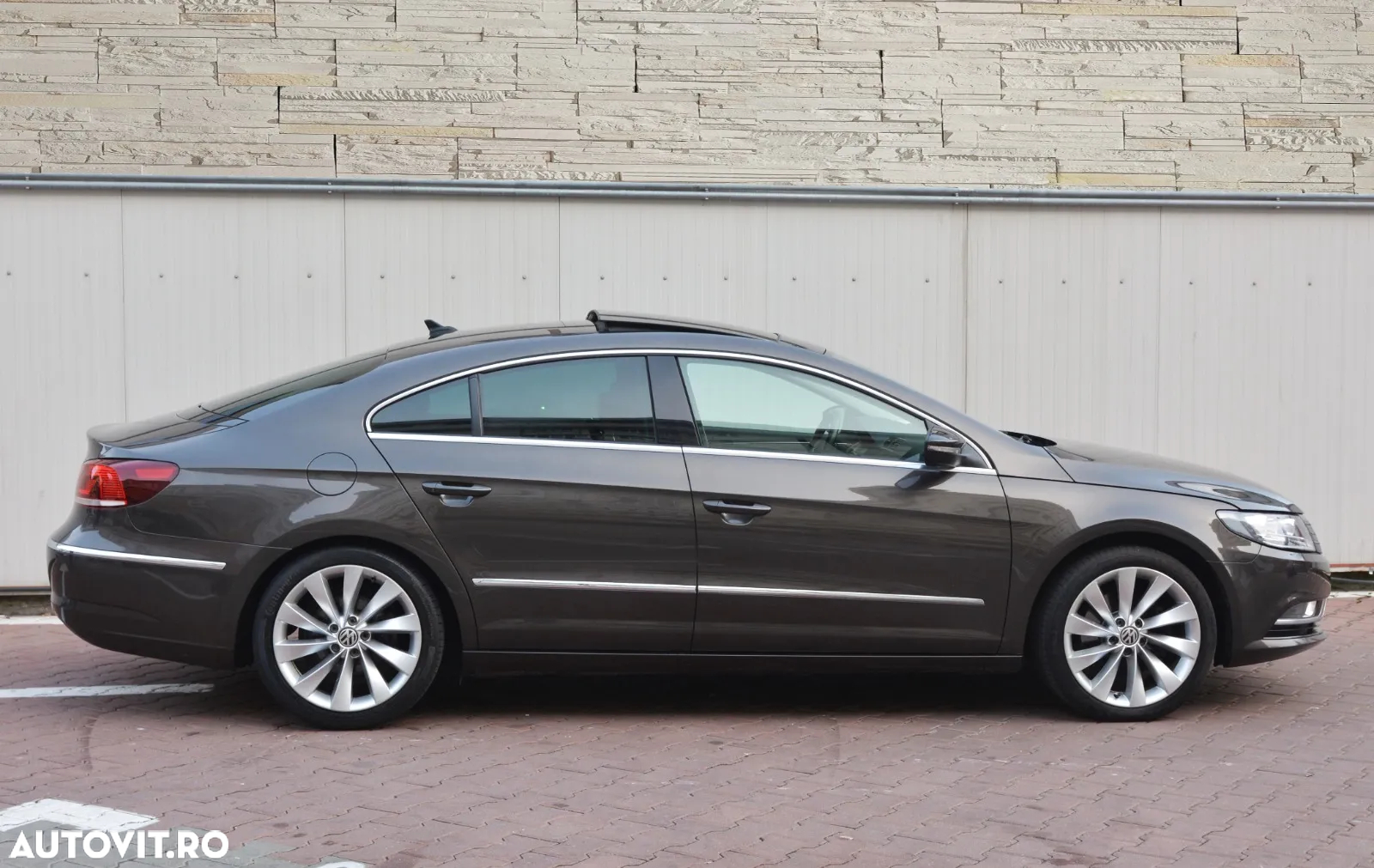 Volkswagen Passat CC 2.0 TDI BlueMotion Technology DSG - 3