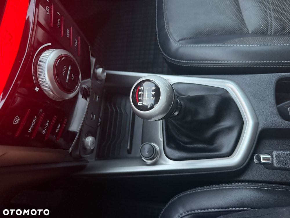 SsangYong/KGM Tivoli e-XDi 160 4WD Start/Stop Quartz - 25
