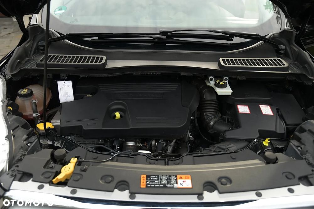 Ford Kuga 2.0 TDCi 4x4 Titanium - 35