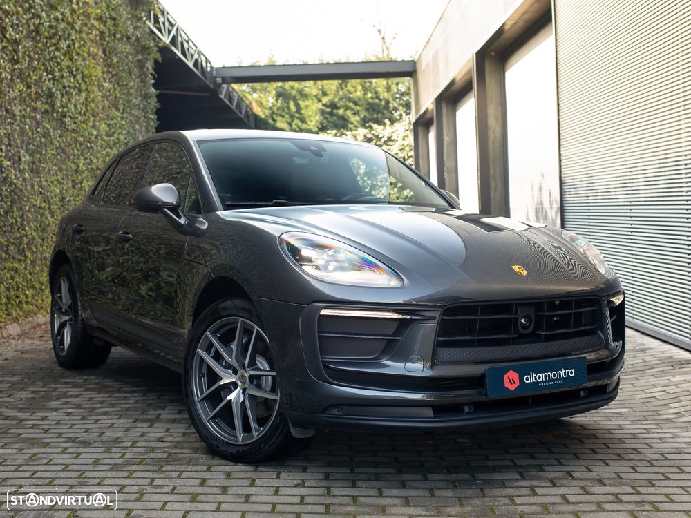 Porsche Macan Standard - 1