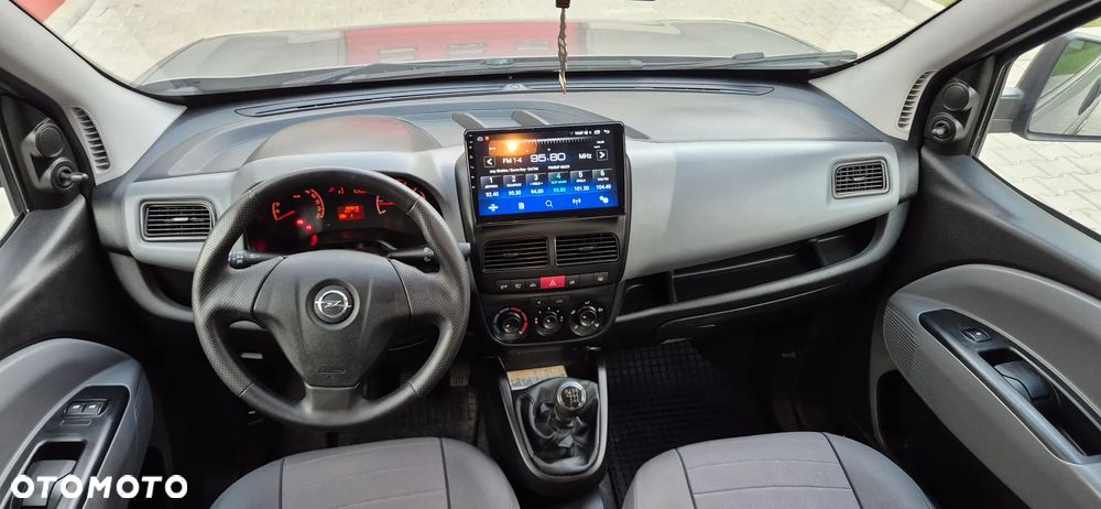 Opel Combo - 12