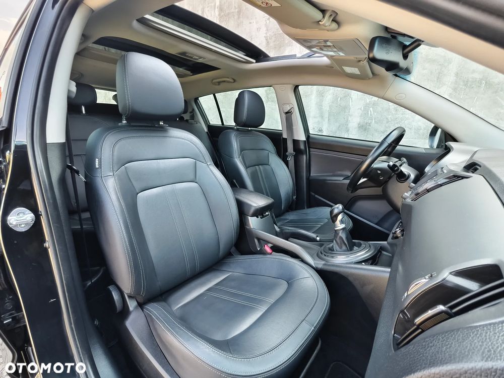 Kia Sportage 1.7 CRDI 2WD Spirit - 17