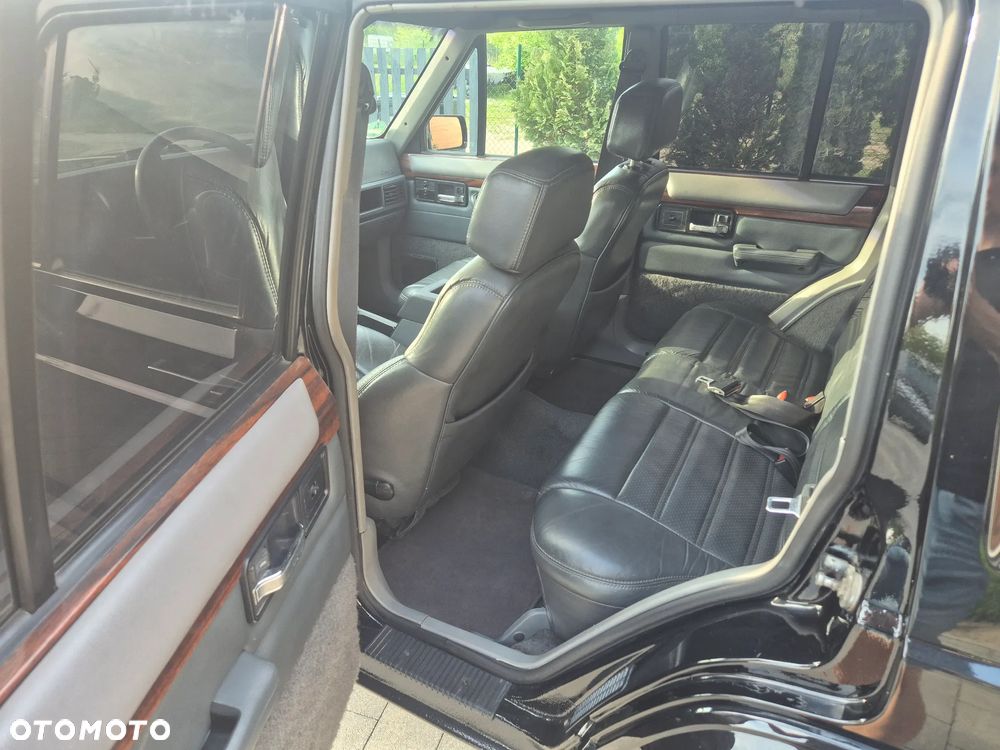 Jeep Cherokee - 10
