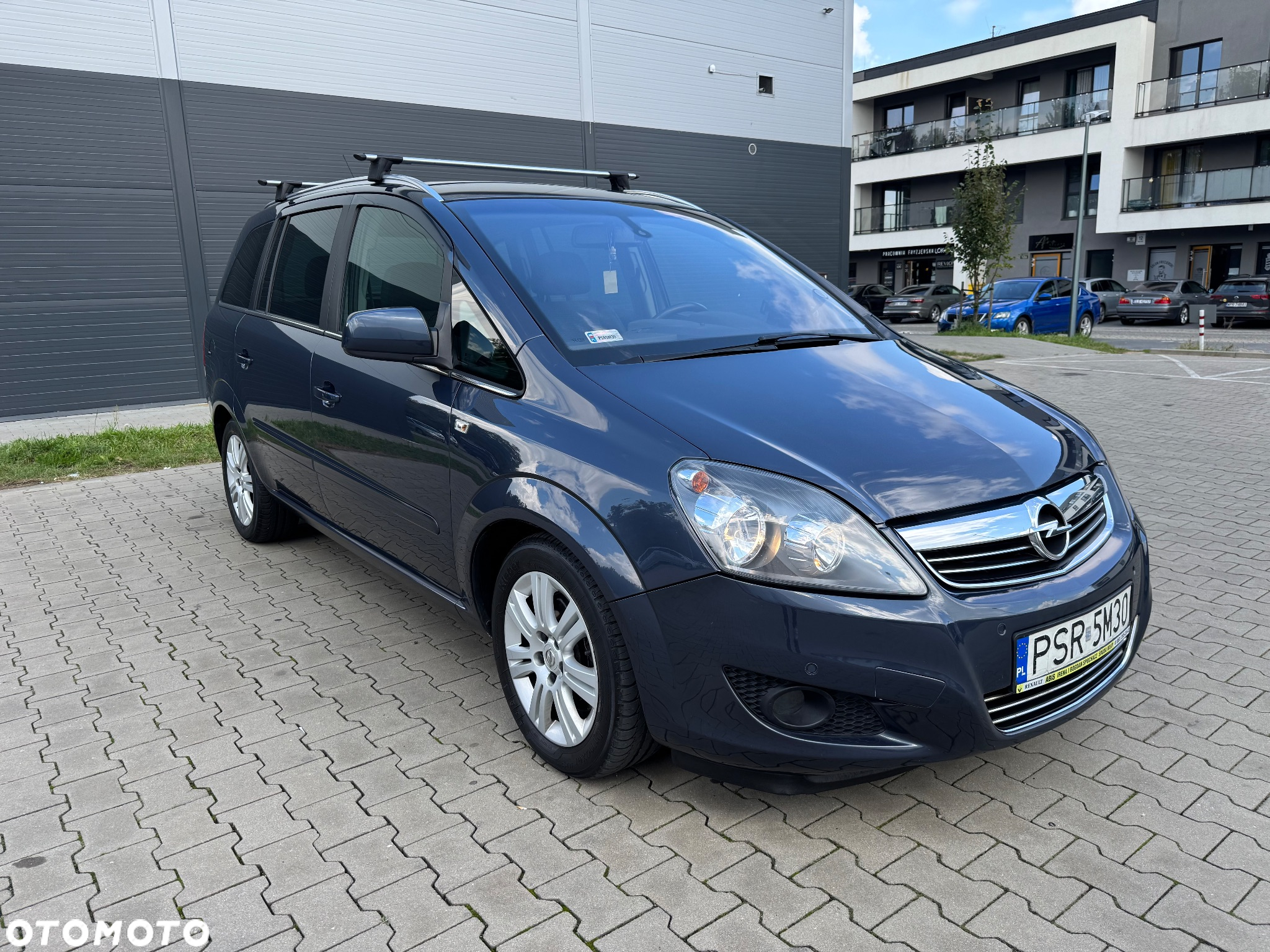 Opel Zafira 1.9 CDTI Cosmo ActiveSelect - 2