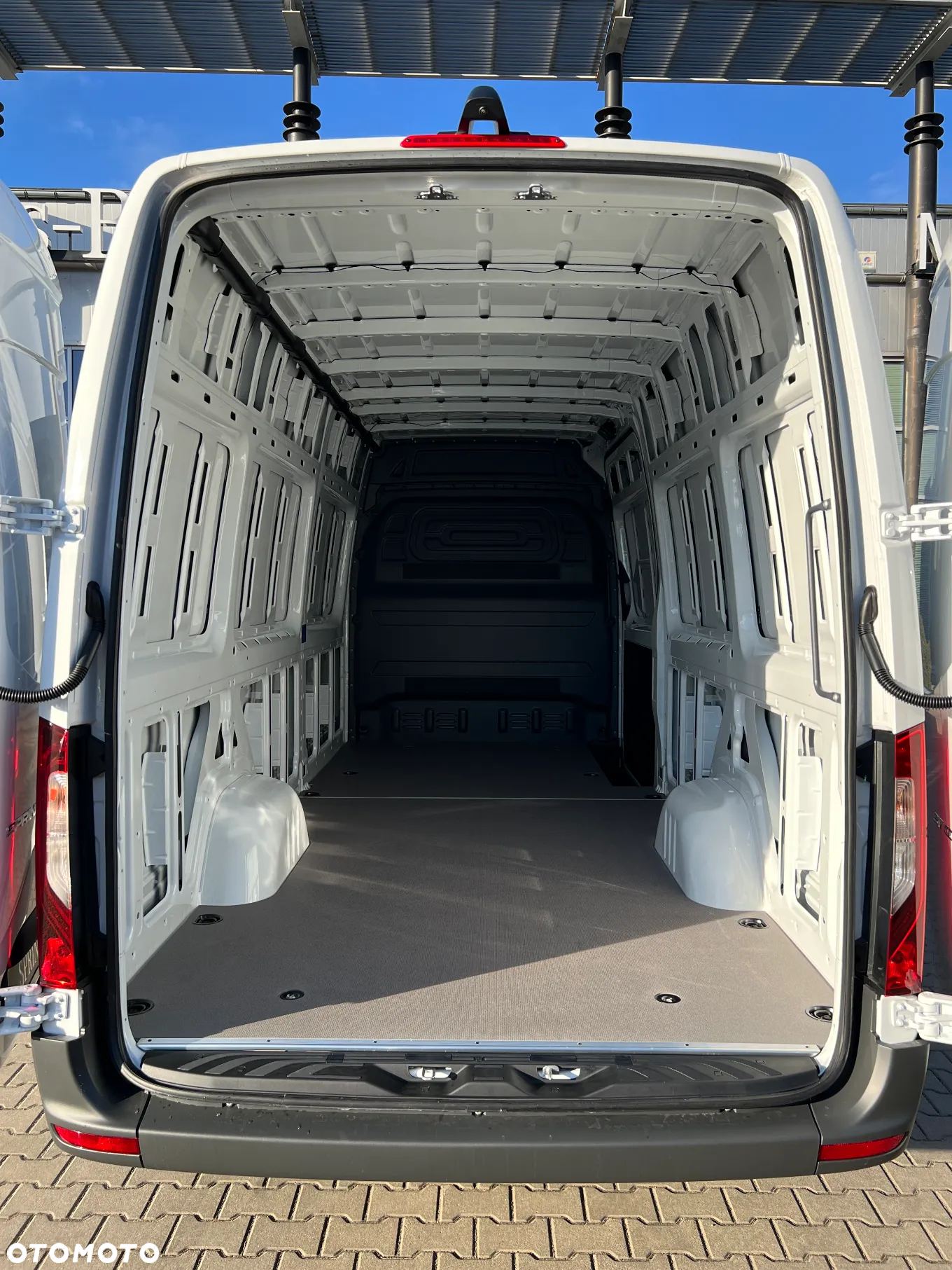 Mercedes-Benz Sprinter 317 CDI - 15