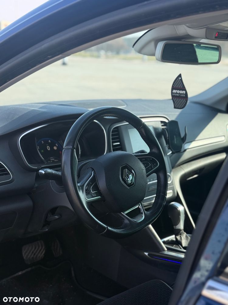 Renault Megane ENERGY TCe 130 EDC LIMITED - 11