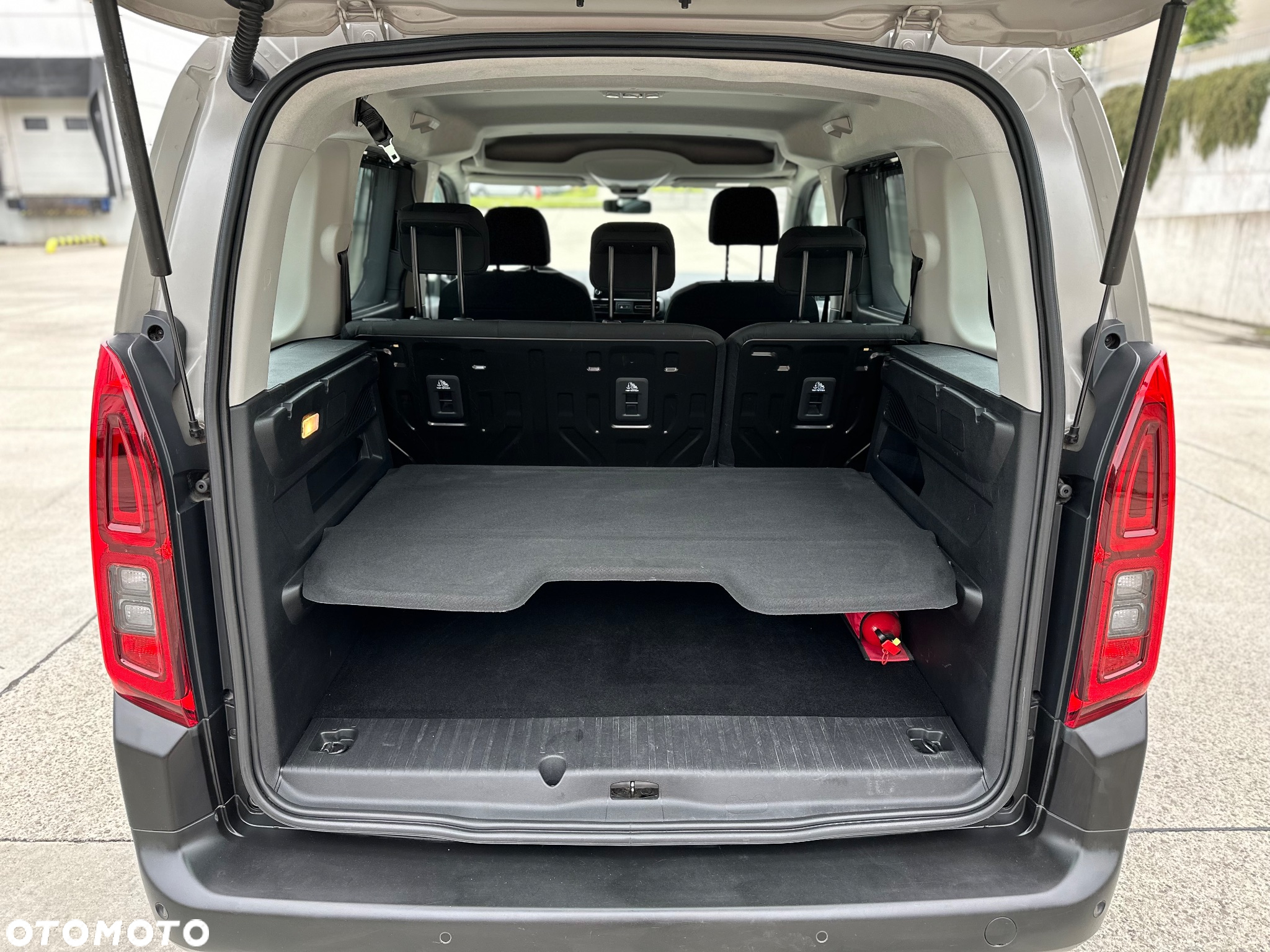 Citroën Berlingo MPV M PureTech 110 FEEL - 24