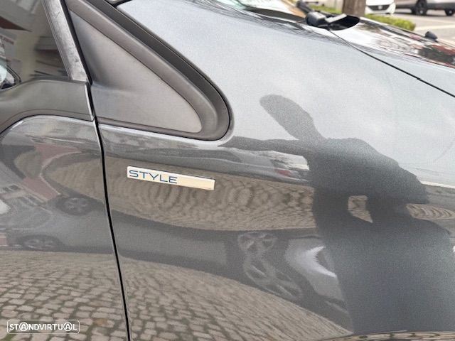 Peugeot 208 1.2 PureTech Style - 5