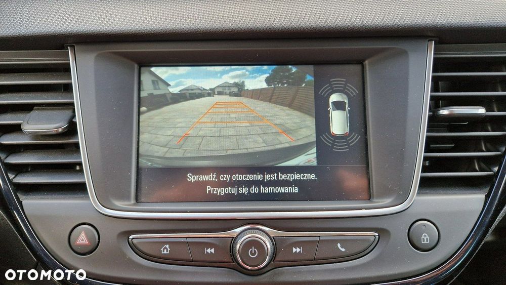 Opel Crossland X - 33