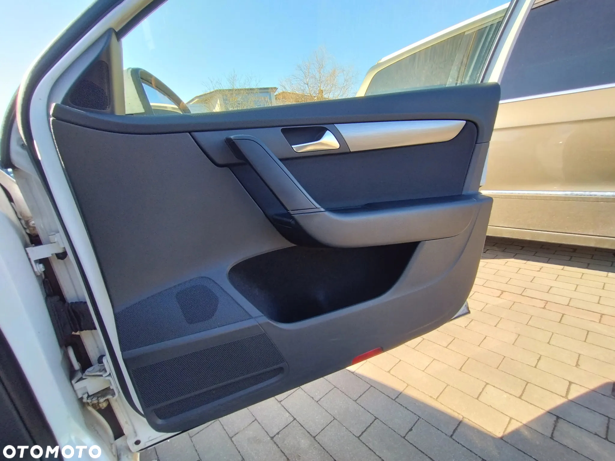 Volkswagen Passat 2.0 TDI Comfortline DSG - 34