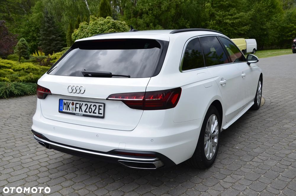 Audi A4 Avant 35 TFSI S tronic S line - 12