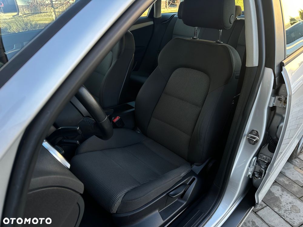 Audi A3 Sportback 1.6 S line Sportpaket plus - 22