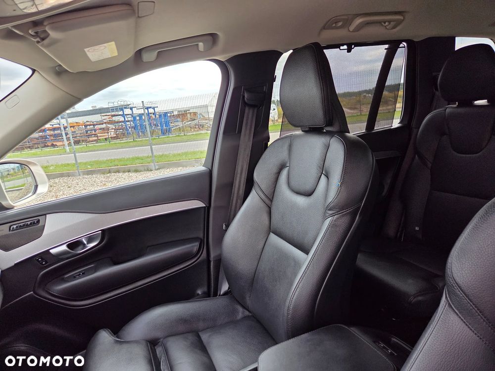 Volvo XC 90 B5 D AWD Plus Bright - 33