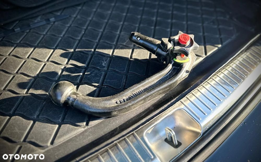 Mercedes-Benz Klasa C 220 d T 9G-TRONIC Exclusive - 15