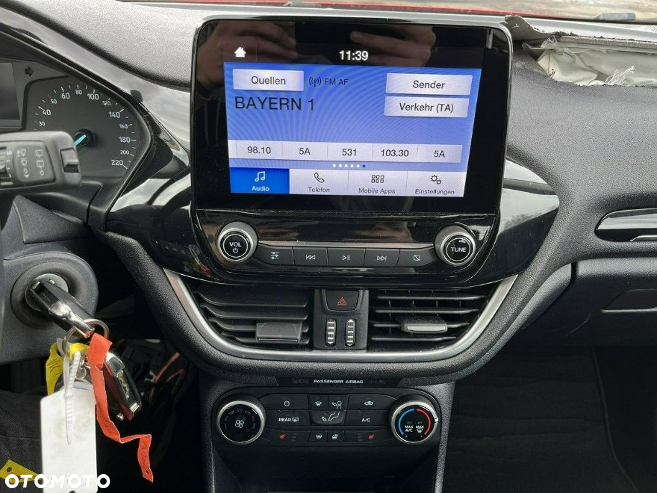 Ford Fiesta 1.1 S&S COOL&CONNECT - 9