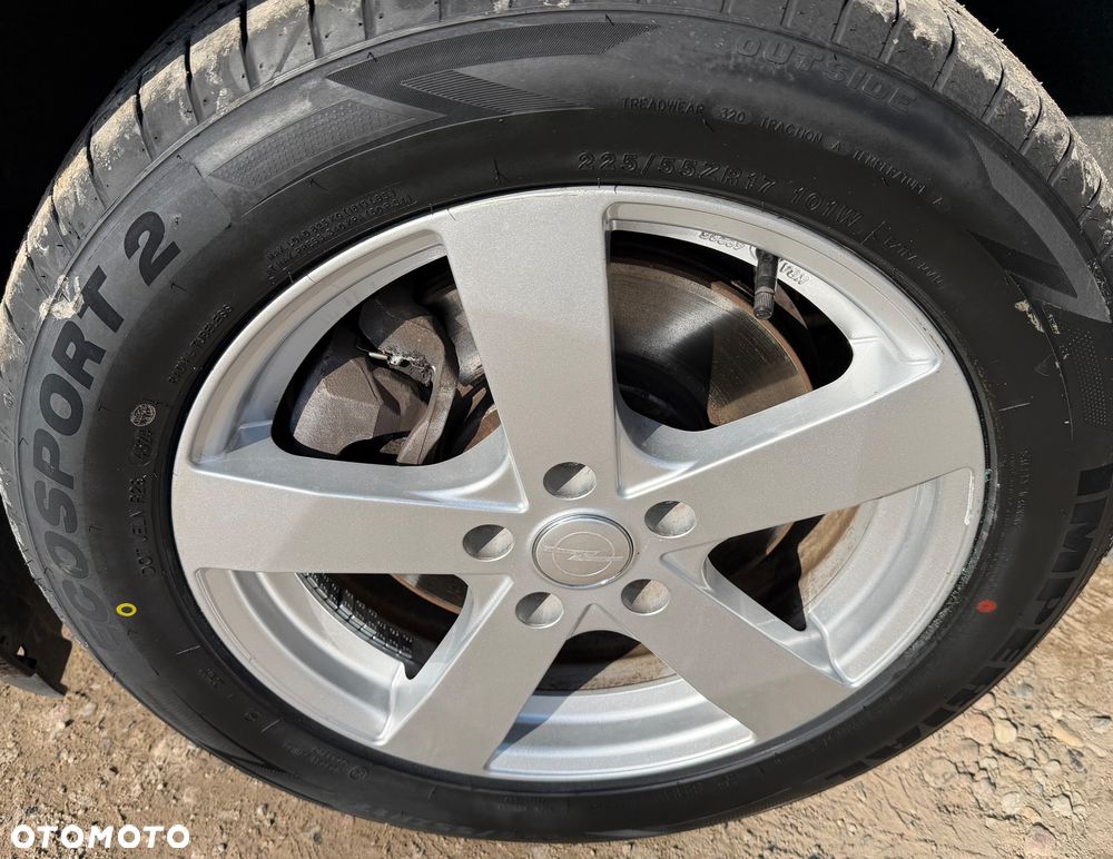 Opel Insignia - 24